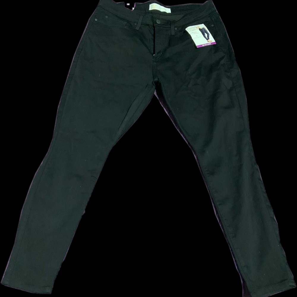 Levi’s mid rise skinny jeans